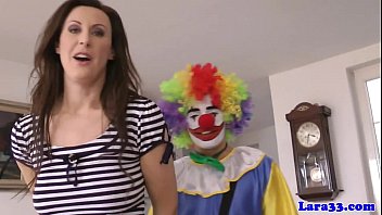 brit glam mature cockblowing lucky clown